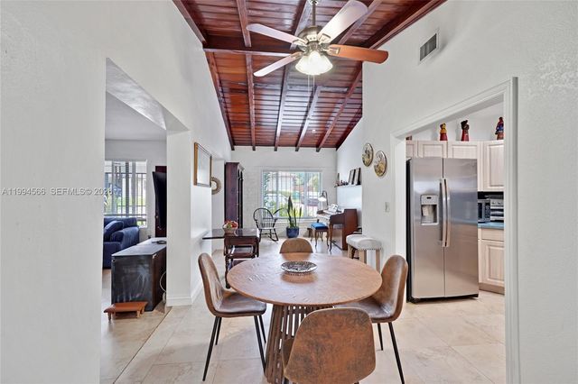 2834 SW 33rd Ave, Miami, FL 33133