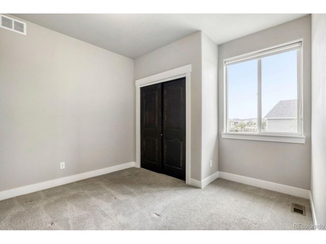 2993 Lake Verna Dr, Loveland, CO 80538