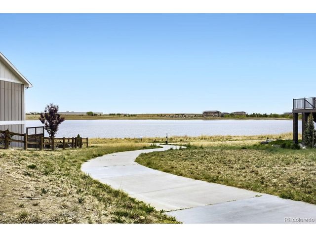 2993 Lake Verna Dr, Loveland, CO 80538