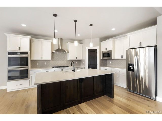 2993 Lake Verna Dr, Loveland, CO 80538