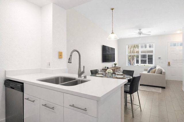 2200 SAN CHRISTABOLO DRIVE 105, Kissimmee, FL 34741