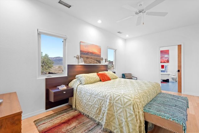 6115 La Paz Road NE, Rio Rancho, NM 87144