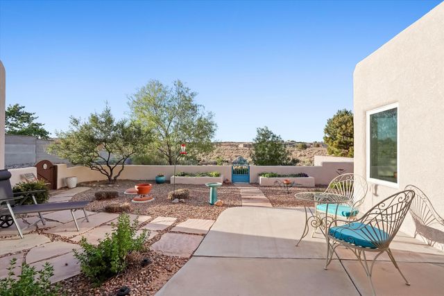 6115 La Paz Road NE, Rio Rancho, NM 87144