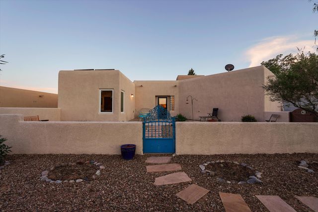 6115 La Paz Road NE, Rio Rancho, NM 87144