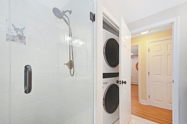 57 Quaker St, Northbridge, MA 01534