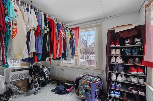 518 Falls Avenue, Youngstown, OH 44502