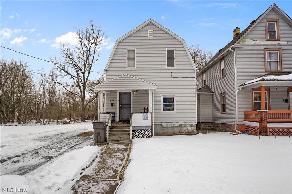 518 Falls Avenue, Youngstown, OH 44502