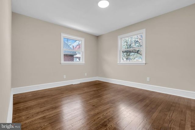 247 WOODLAWN AVE, Collingswood, NJ 08108