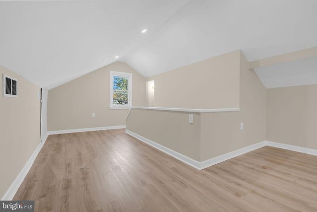247 WOODLAWN AVE, Collingswood, NJ 08108