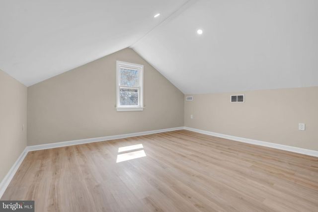 247 WOODLAWN AVE, Collingswood, NJ 08108