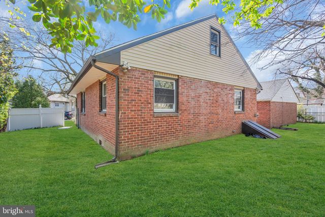247 WOODLAWN AVE, Collingswood, NJ 08108