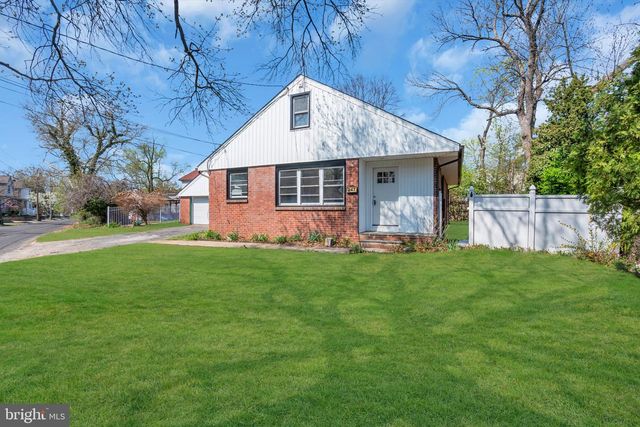 247 WOODLAWN AVE, Collingswood, NJ 08108