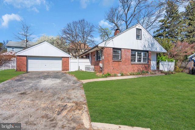 247 WOODLAWN AVE, Collingswood, NJ 08108