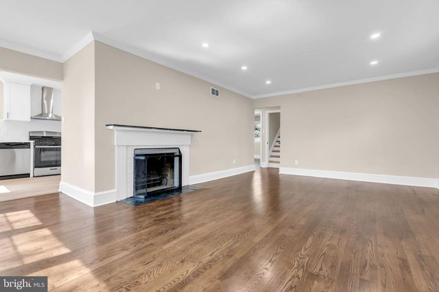 247 WOODLAWN AVE, Collingswood, NJ 08108