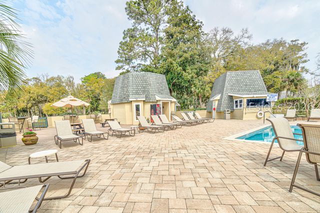 70 Shipyard Dr Apt 260, Hilton Head Island, SC 29928