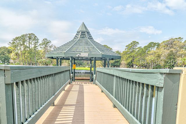 70 Shipyard Dr Apt 260, Hilton Head Island, SC 29928