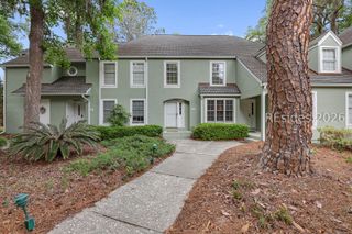 70 Shipyard Dr Apt 260, Hilton Head Island, SC 29928