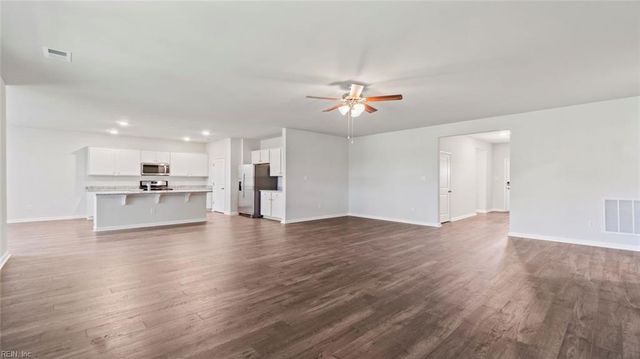 1271 Kidbrooke ST, Chesapeake, VA 23322