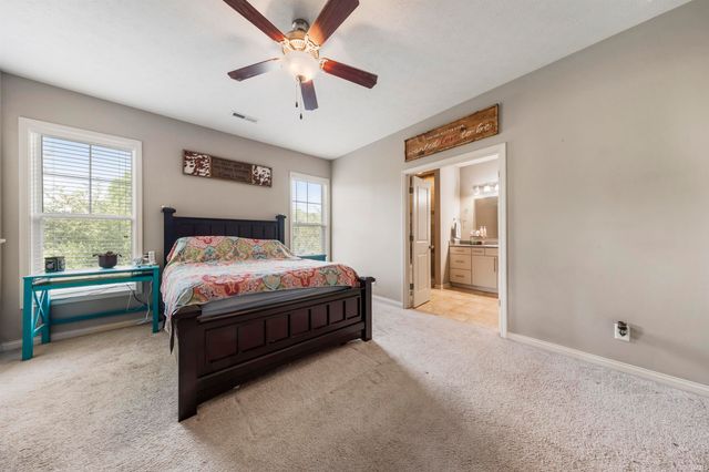 843 Groveview Court, Evansville, IN 47711