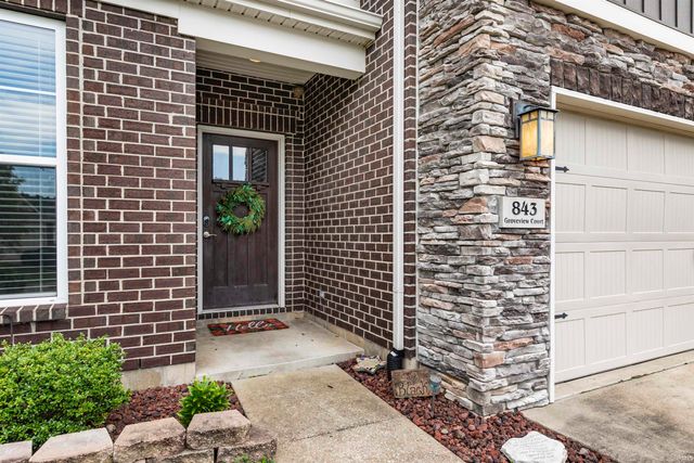 843 Groveview Court, Evansville, IN 47711