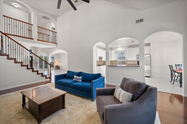 2811 Saint Maria Drive, Mansfield, TX 76063