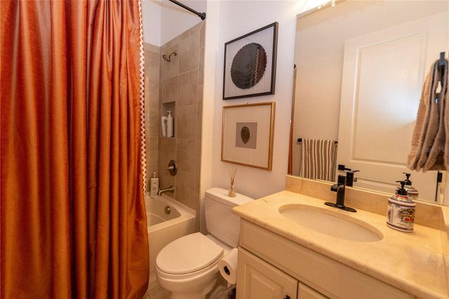 8137 GABANNA DRIVE, Sarasota, FL 34231