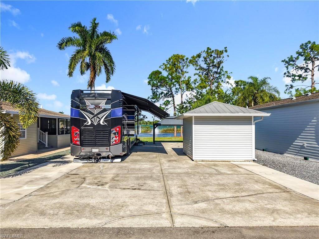 5934 Brightwood DR, FORT MYERS, FL 33905 — exterior