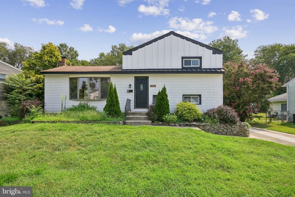 118 SYLVAN TER, Glassboro, NJ 08028