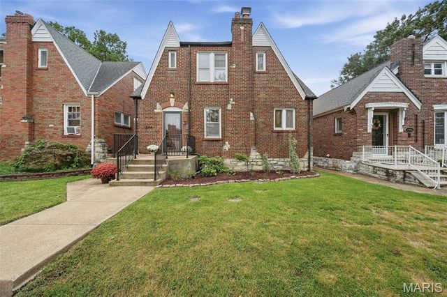 5644 Eichelberger Street, St Louis, MO 63109