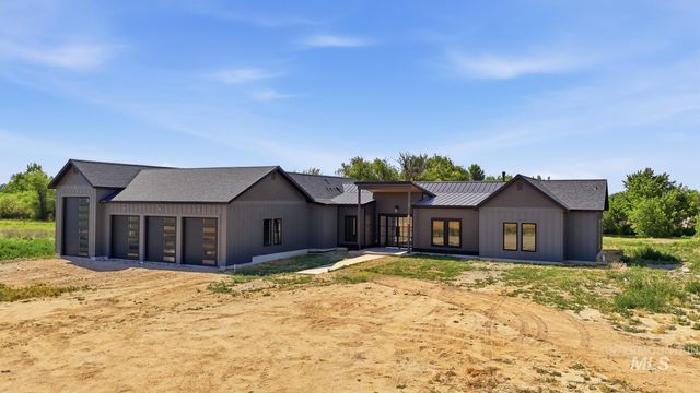 360 S Stroebel, Kuna, ID 83634
