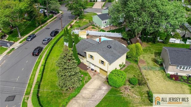 2 Moryan Road, Edison, NJ 08817