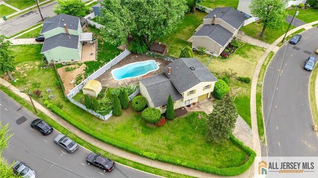 2 Moryan Road, Edison, NJ 08817