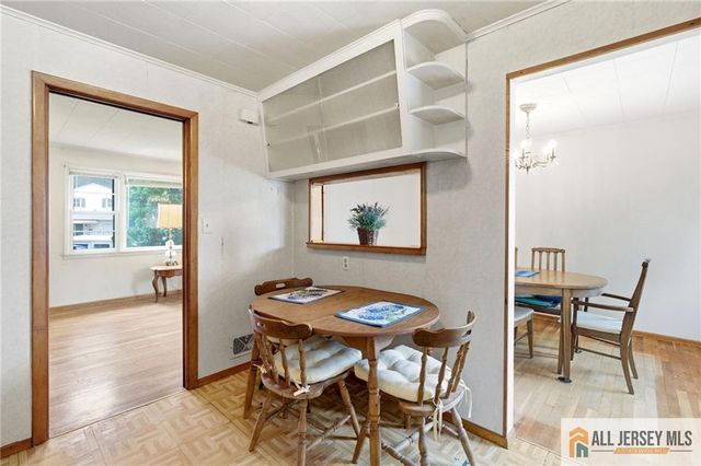 2 Moryan Road, Edison, NJ 08817