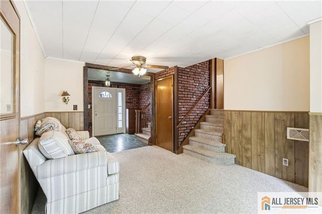 2 Moryan Road, Edison, NJ 08817