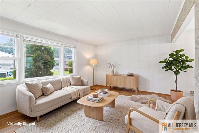 2 Moryan Road, Edison, NJ 08817