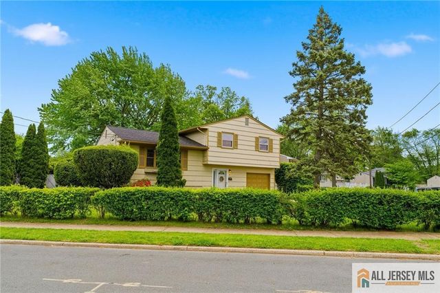 2 Moryan Road, Edison, NJ 08817