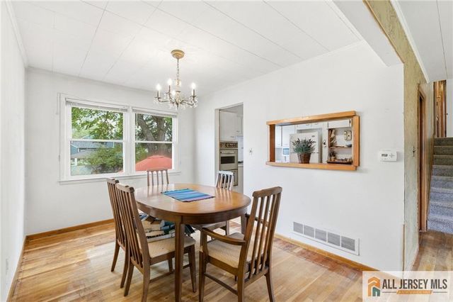 2 Moryan Road, Edison, NJ 08817