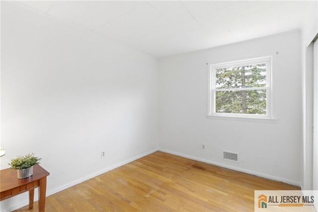 2 Moryan Road, Edison, NJ 08817