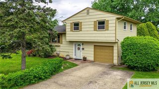2 Moryan Road, Edison, NJ 08817