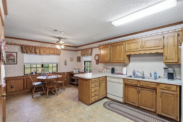 8076 County Road 1202, Cleburne, TX 76031