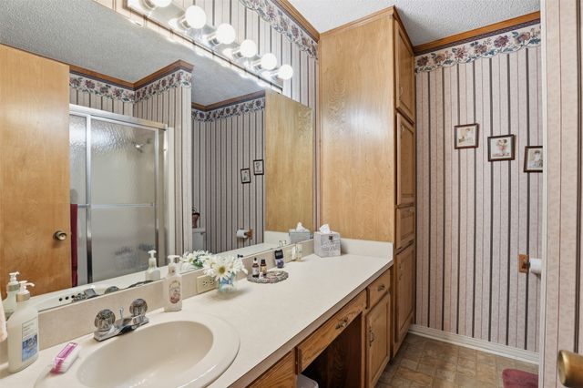 8076 County Road 1202, Cleburne, TX 76031