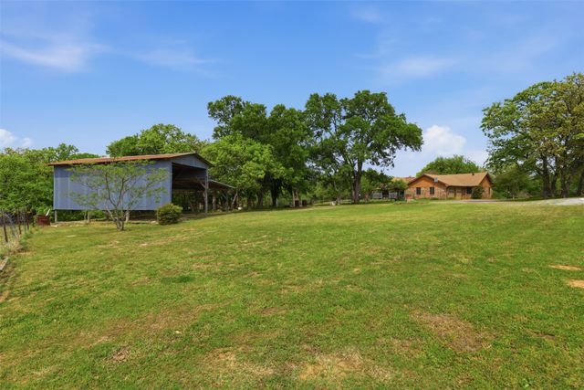 8076 County Road 1202, Cleburne, TX 76031