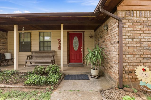 8076 County Road 1202, Cleburne, TX 76031