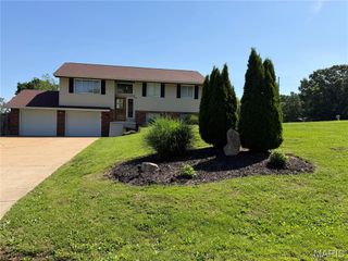 832 Brice Drive, Festus, MO 63028