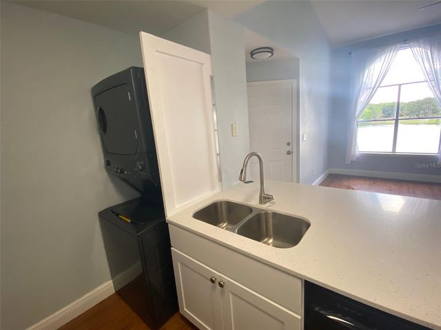 2612 GRASSY POINT DRIVE 312, Lake Mary, FL 32746
