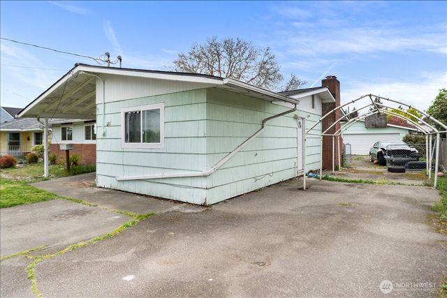 125 E 60th Street, Tacoma, WA 98404