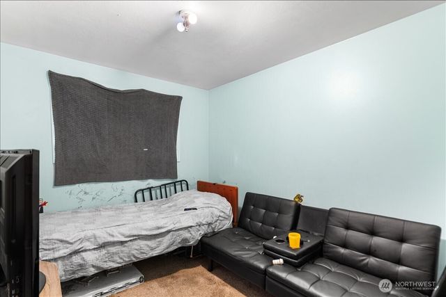 125 E 60th Street, Tacoma, WA 98404