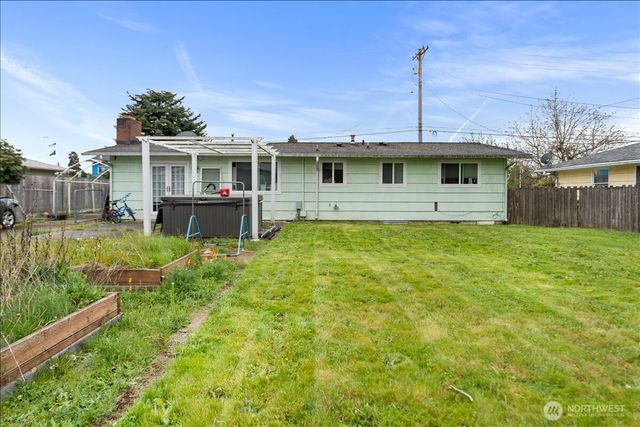 125 E 60th Street, Tacoma, WA 98404