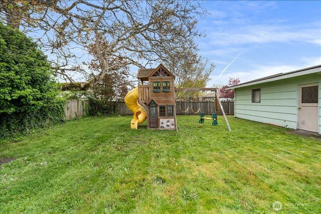 125 E 60th Street, Tacoma, WA 98404