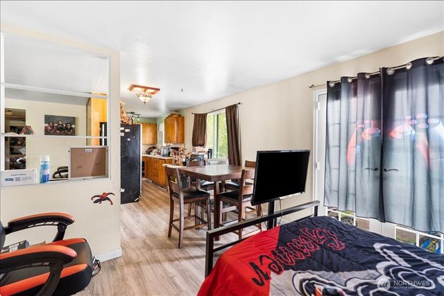 125 E 60th Street, Tacoma, WA 98404